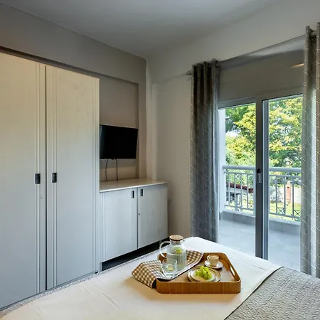 Azure Apartment *