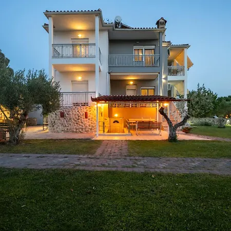 Apartment Azure Nikiti (Sithonia)